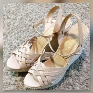 beige wedge sandal